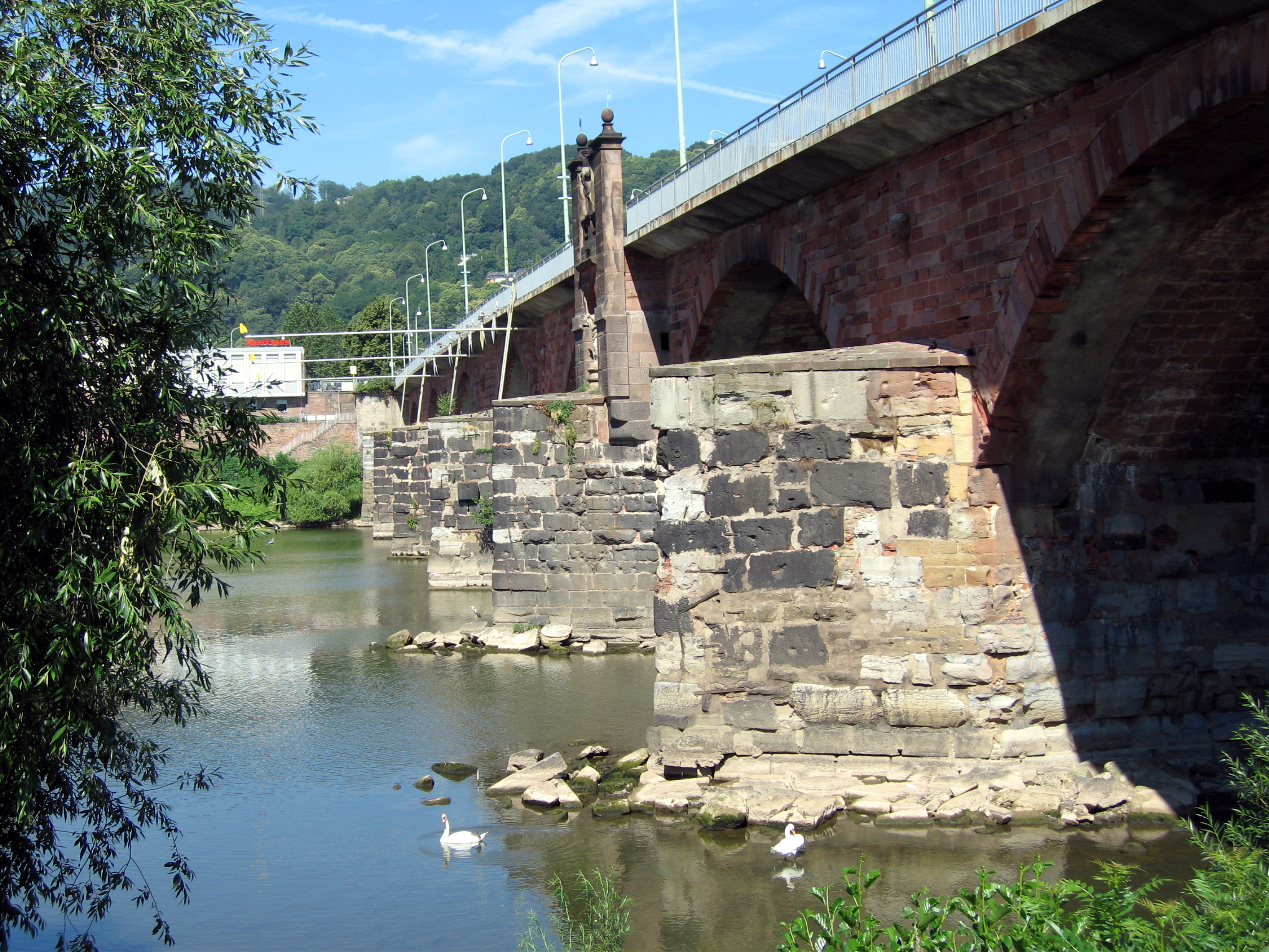 Römische Pfeiler der Römerbrücke in Trier