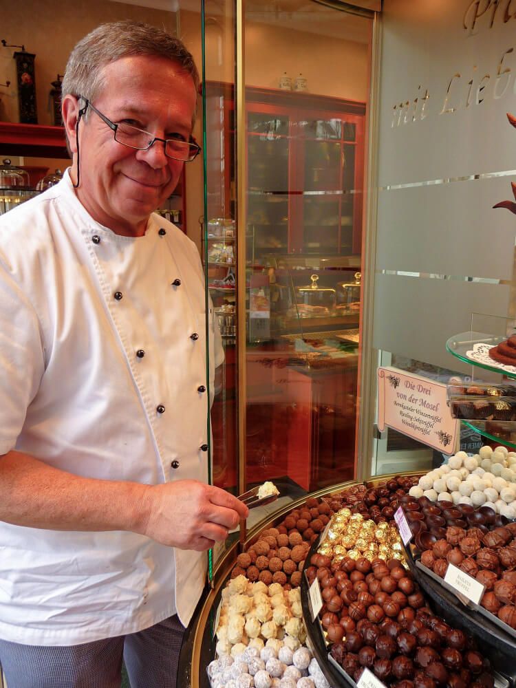 Bernkastel-Kues, Café Hansen © Carmen Sadowski Innenansicht des Café Hansen in Bernkastel-Kues.