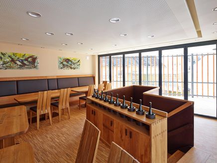 Klüsserath, Weingut Regnery Vinothek © Michael Conrad Innenansicht Vinothek des Weingutes Regnery in Klüsserath.