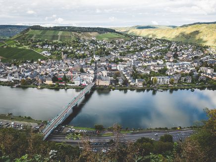 view-moselle-height-grevenburg-traben-trarbach View from the Grevenburg on Traben