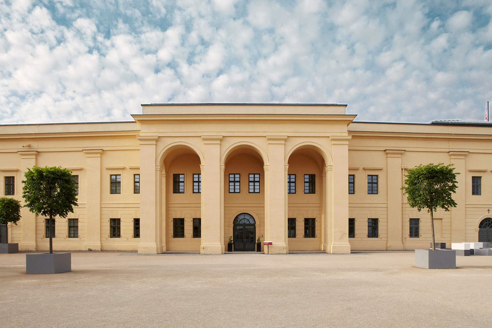 © Koblenz, Festung Ehrenbreitstein, Generaldirektion Kulturelles Erbe/Ulrich Pfeuffer Ansicht auf den Innenhof der Festung Ehrenbreitstein in Koblenz.