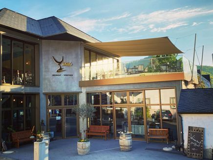 Ernst, Weingut Dax © Weingut Dax Außenansicht auf das Weingut Dax.