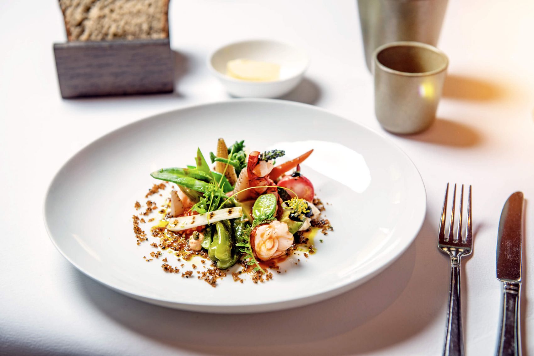 Koblenz, Schiller´s Manufaktur © Hotel Stein – Schiller‘s Manufaktur Ansicht auf ein hochwertig angerichtetes Gericht im Schiller´s Manufaktur.