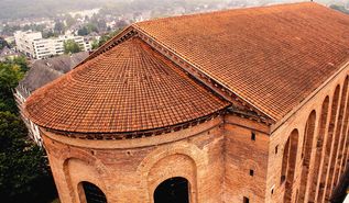 Ansicht auf die Konstantin-Basilika in Trier. 