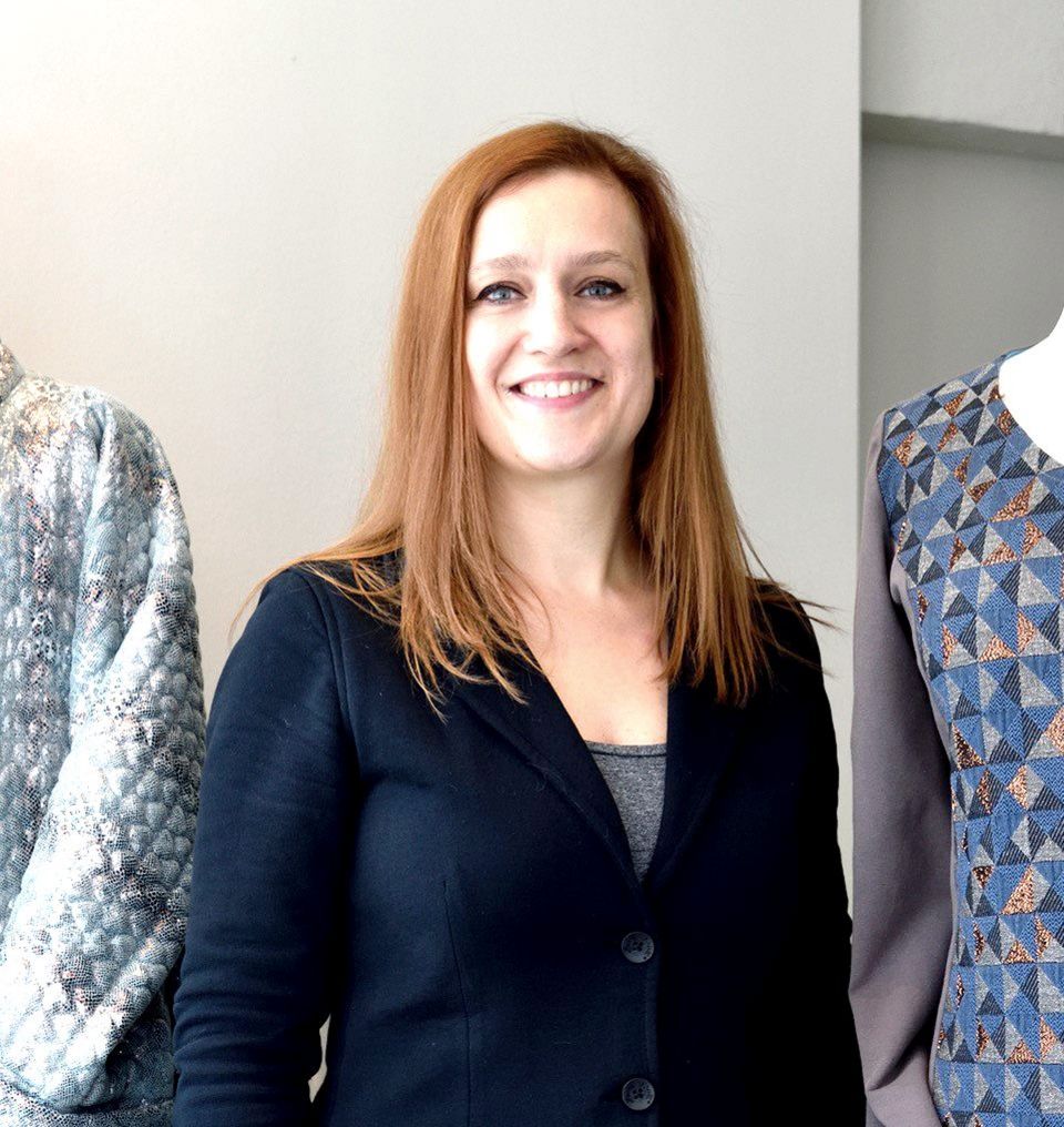 Trier, Neustraße, Desginerin von Nusia © R. Kaster Ansicht auf die Designerin von Nusia.