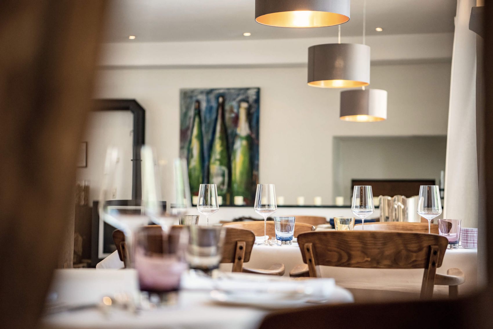 Trittenheim, Wein- & Tafelhaus © Ralf Schuh Ansicht auf einen stivoll gedeckten Tisch im Wein- & Tafelhaus.