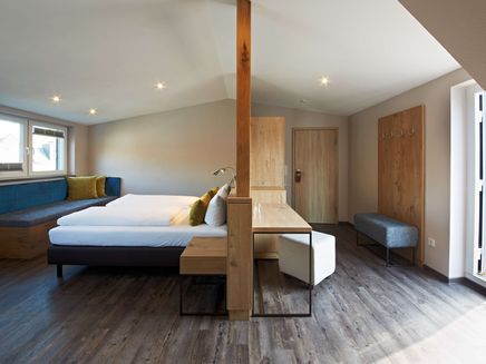 Reil, Deluxezimmer im Hotel Reiler Hof © Hotel Reiler Hof GmbH & Co. KG Ansicht Deluxezimmer im Hotel Reiler Hof.