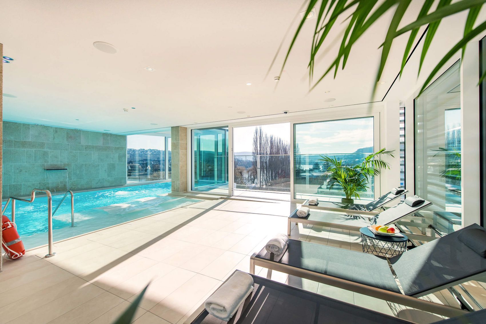 Koblenz, Wellness im Hotel FÄHRHAUS © FÄHRHAUS Koblenz GmbH & Co. KG Anblick auf den Pool im Wellness-Bereich des Hotels Fährhaus.